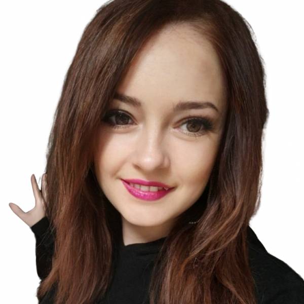 modelka s ID 0102E4DED5 p021