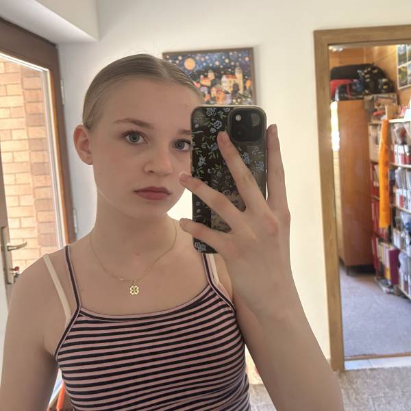 fotografia p012 profilu 0102E8C5AH