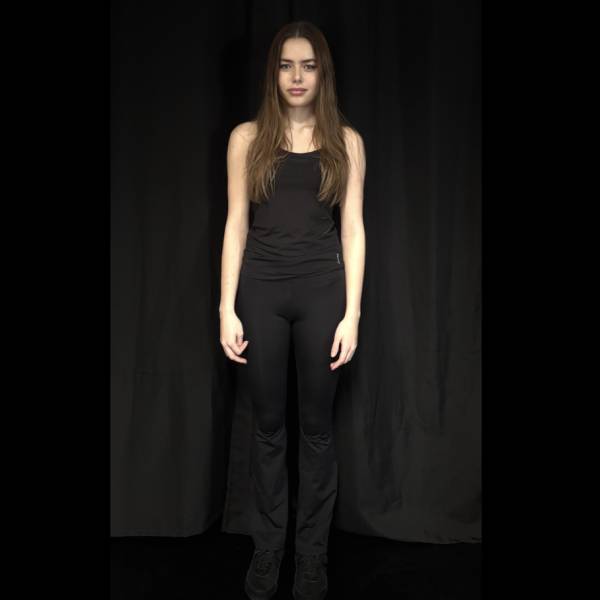 modelka s ID 0102EC6ZDO p031