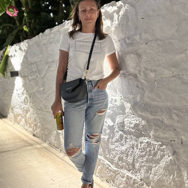 modelka s ID 0102EFPWWU p031