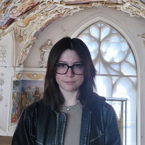 modelka s ID 0102EK0J82 p021