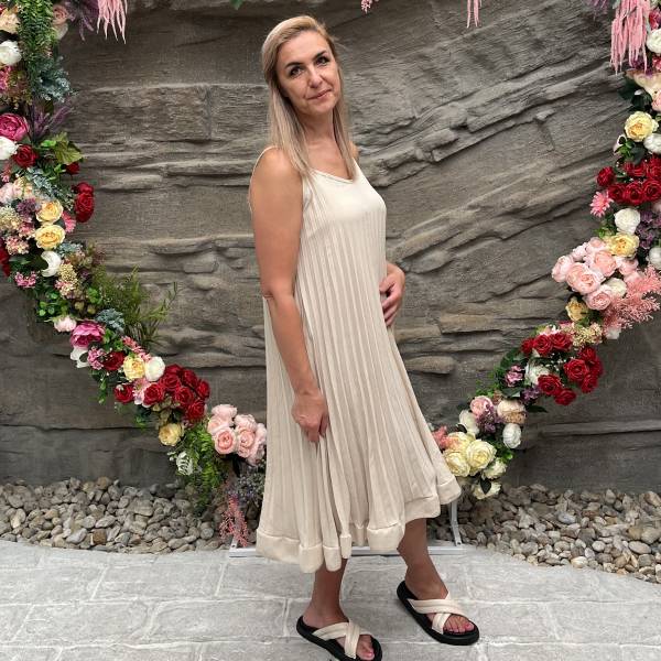 modelka s ID 0102EM0ZSS p031