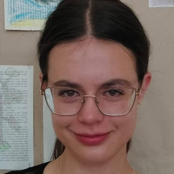 modelka s ID 0102ENYHOT p021