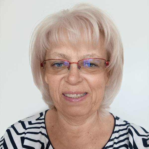 modelka s ID 0102FBSBC4 p021