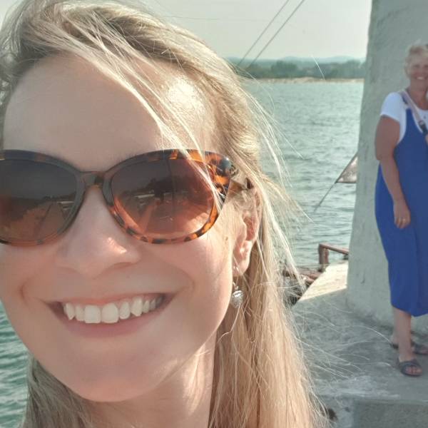 modelka s ID 0102FBT30A p021