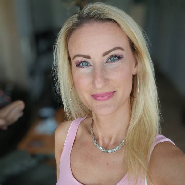 modelka s ID 0102FMT6OW p021