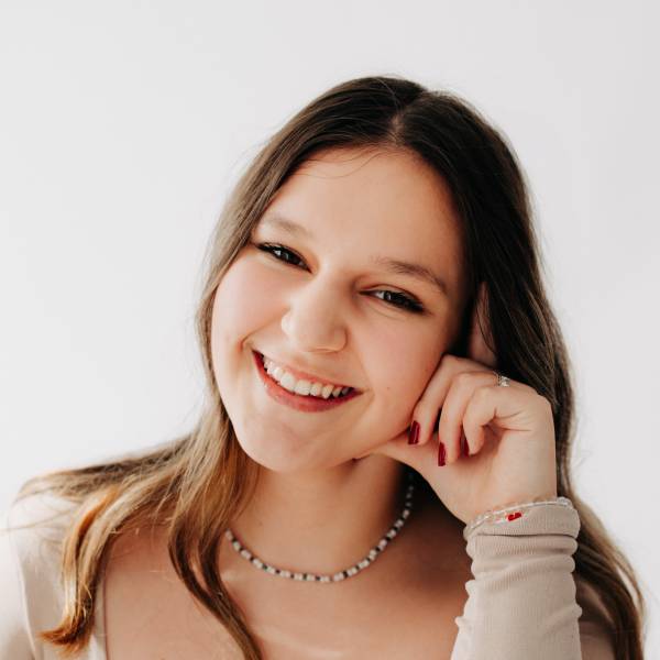 modelka s ID 0102FN88DO p021