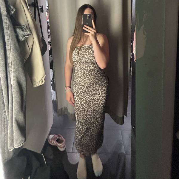 modelka s ID 0102FOXDR6 p031