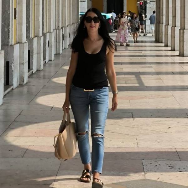 modelka s ID 0102FOZAXF p031