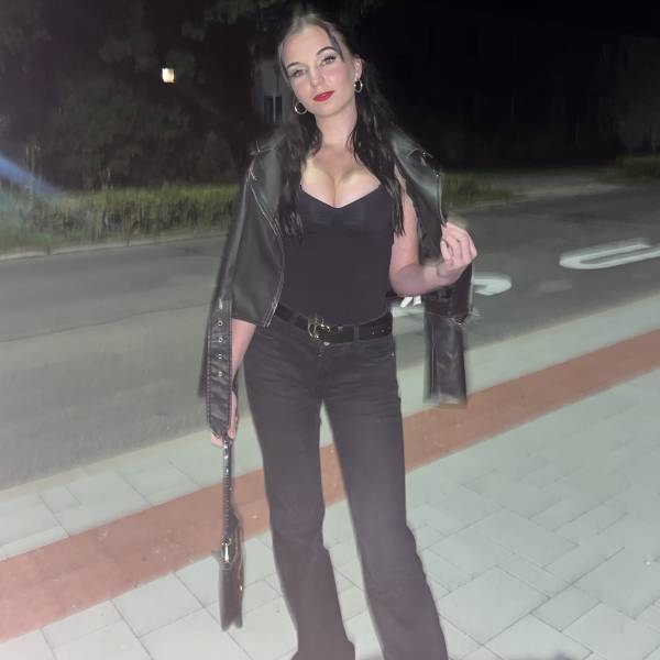 modelka s ID 0102FS3TFA p031