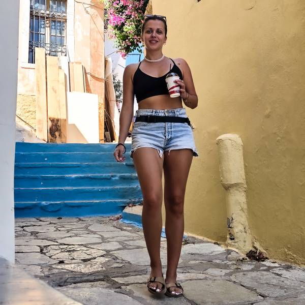 modelka s ID 0102FV74A5 p031