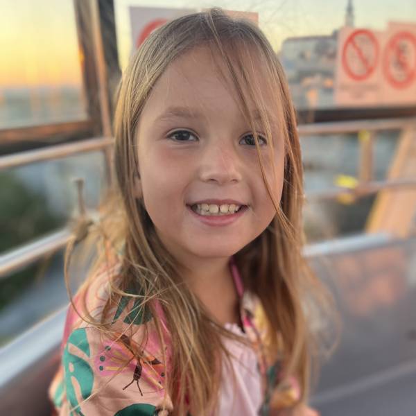 modelka s ID 0102FVIDWL p021