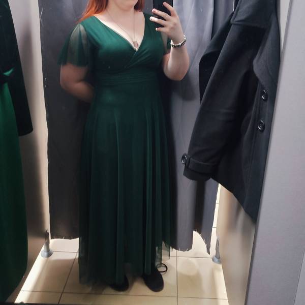 modelka s ID 0102FY9RQS p031