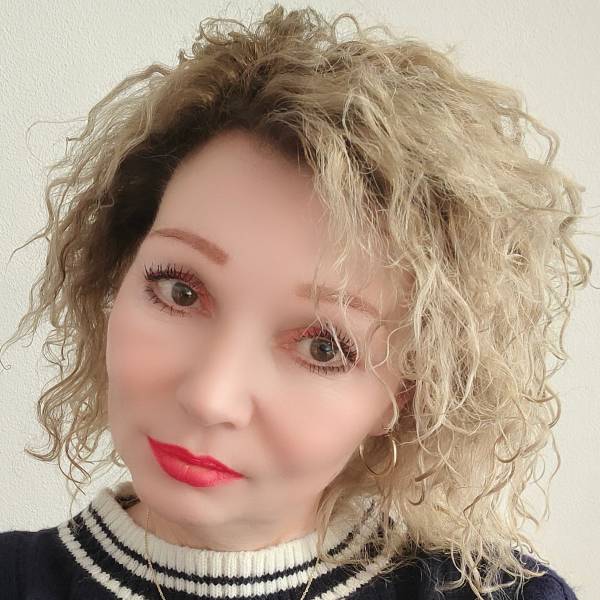 fotografia p015 profilu 0102FZYCL5