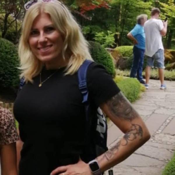 modelka s ID 0102G4U1Z1 p031