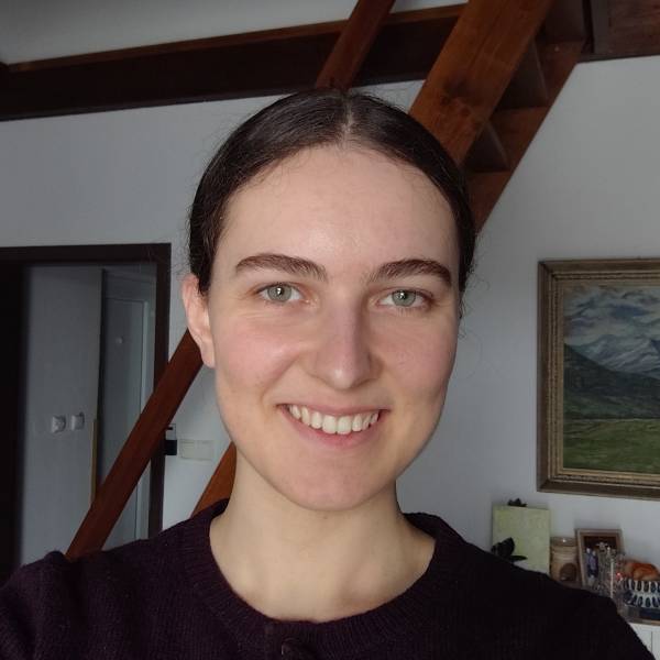 modelka s ID 0102G6Y8E3 p021