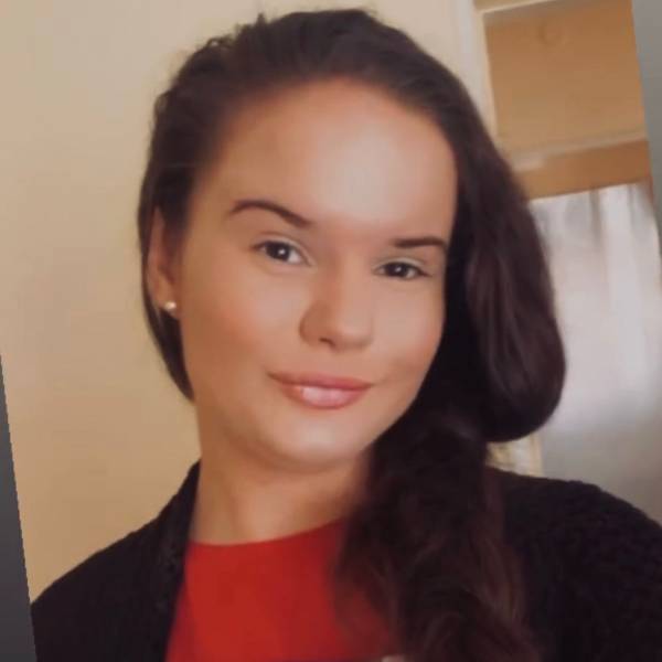 modelka s ID 0102GCK2CR p021