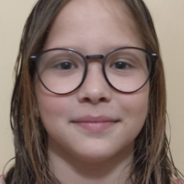 modelka s ID 0102GD4URW p021