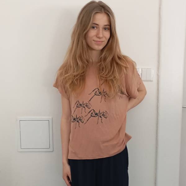 modelka s ID 0102GSQH5W p031