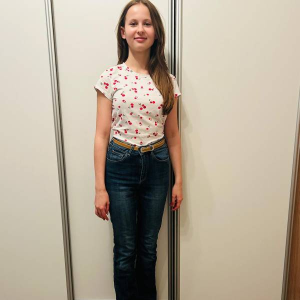 modelka s ID 0102GT761V p031