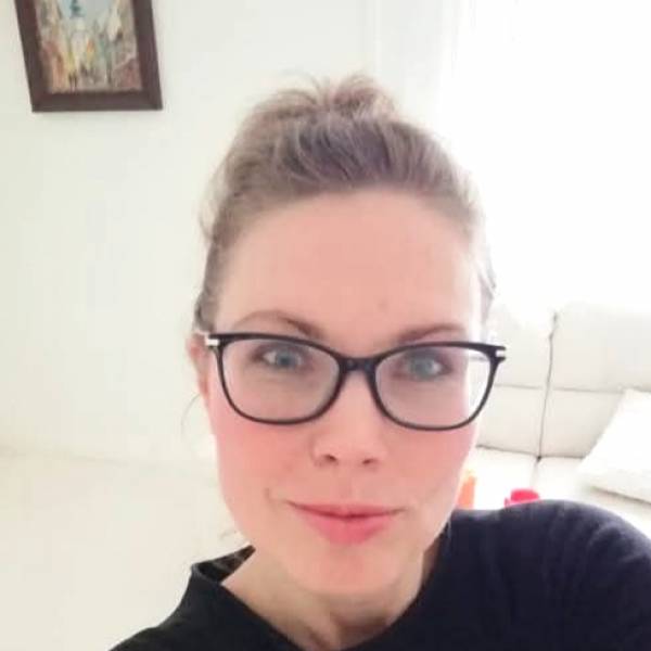 modelka s ID 0102GV1LEA p021