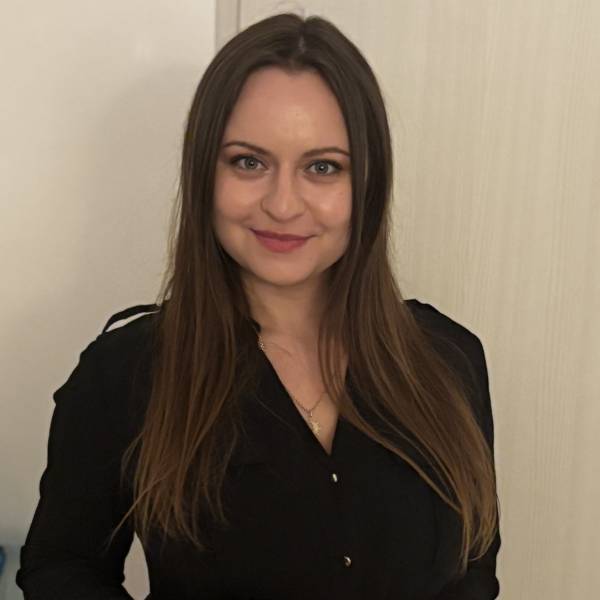 modelka s ID 0102H3VTON p021