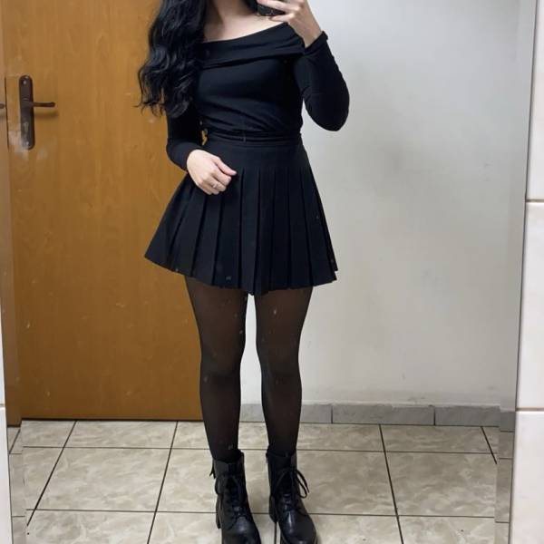 modelka s ID 0102H5VAY9 p031