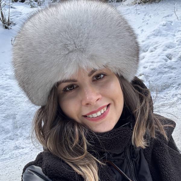 modelka s ID 0102H7Q98P p021