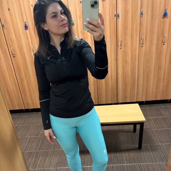 modelka s ID 0102H7Q98P p031