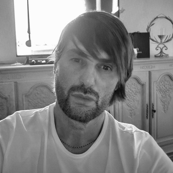 fotografia p014 profilu 0102HHTZEI