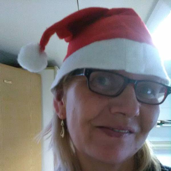 modelka s ID 0102HI2B67 p021