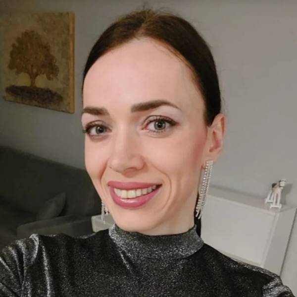 modelka s ID 0102HOEWXN p021