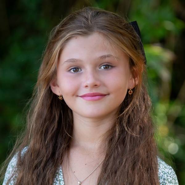 modelka s ID 0102HPKPPA p021