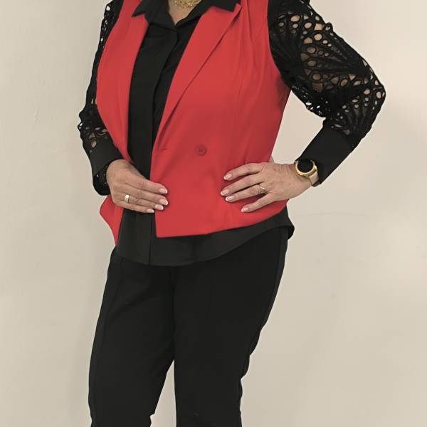 modelka s ID 0102HPT6QA p031