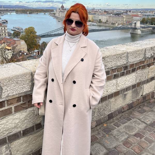 modelka s ID 0102IH6K6O p031