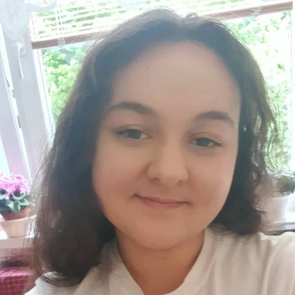 modelka s ID 0102IHCW2Y p021