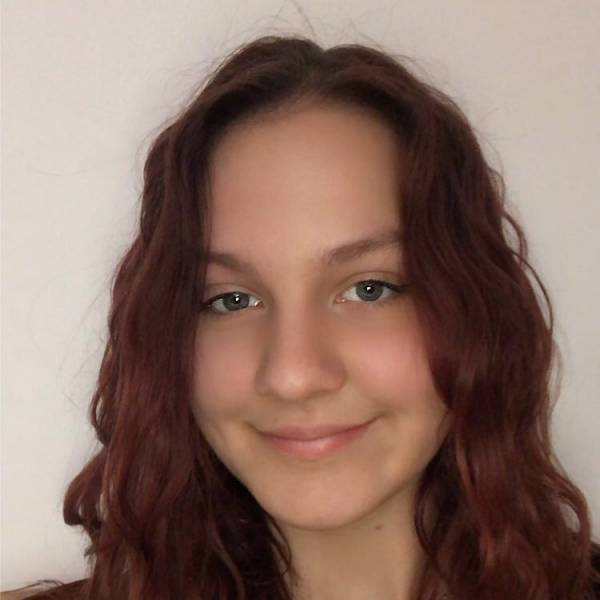 modelka s ID 0102ILNMPQ p021