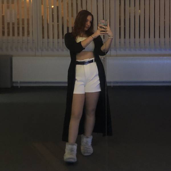 modelka s ID 0102ILNMPQ p031