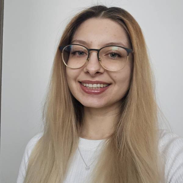 modelka s ID 0102IONK1S p021