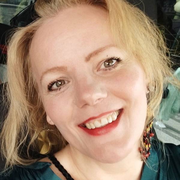 modelka s ID 0102ITJPZM p021