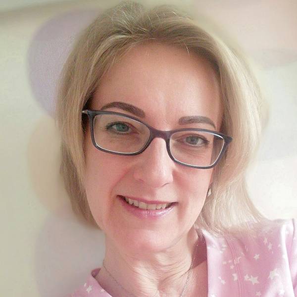 modelka s ID 0102IWR1X2 p021