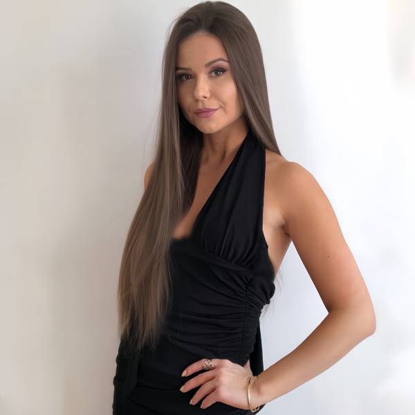 modelka s ID 0102IWS1C6 p031