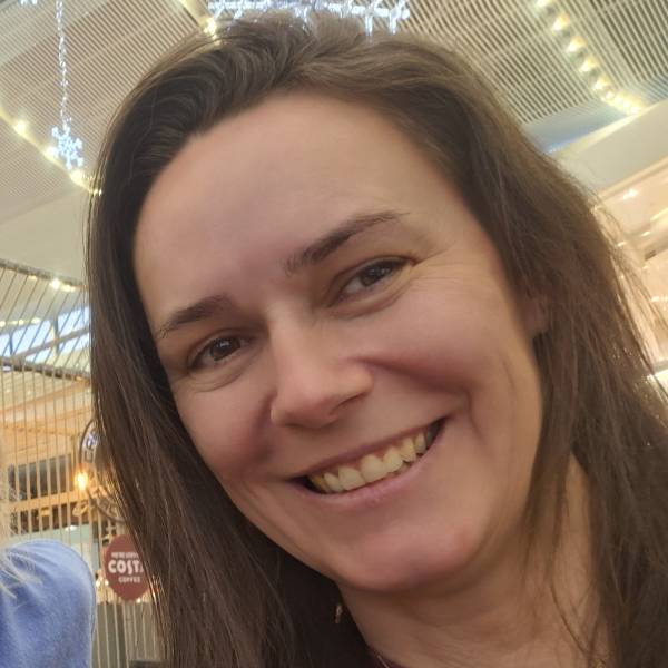 modelka s ID 0102J0SQ08 p021