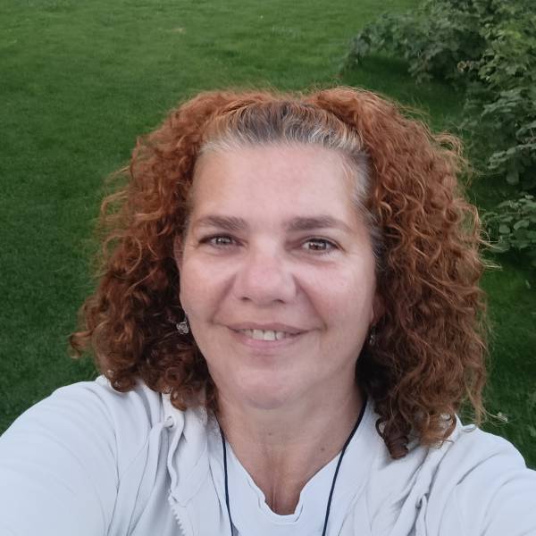 modelka s ID 0102J0ZUQA p021