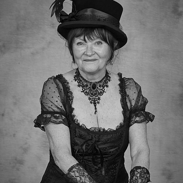 fotografia p012 profilu 0102J1Y0JA