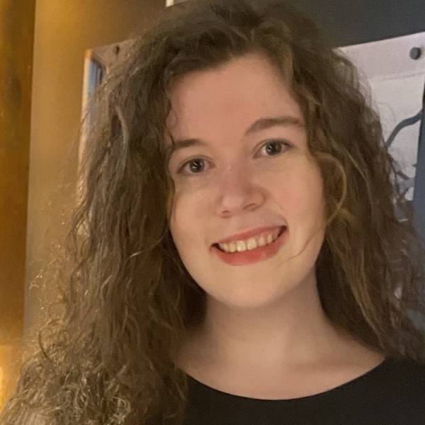 modelka s ID 0102J23UTX p021