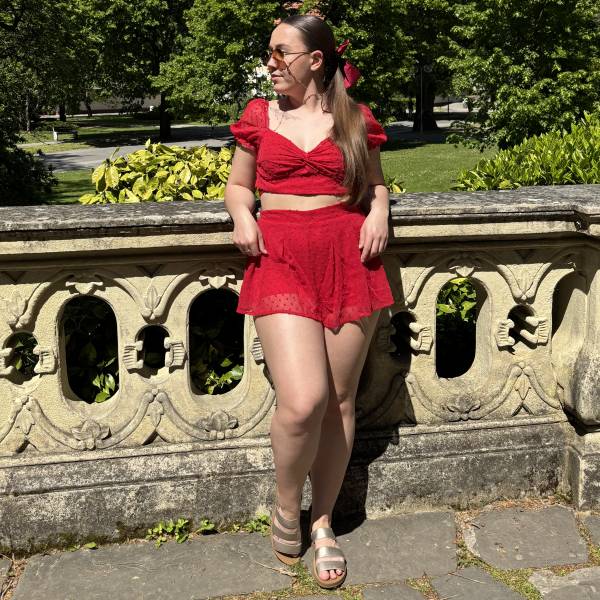 modelka s ID 0102J3YNW7 p031