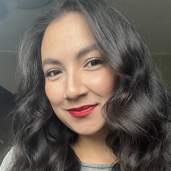 modelka s ID 0102J6SALQ p021