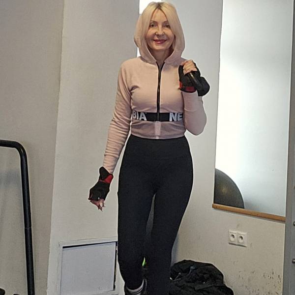 modelka s ID 0102J91FF7 p031