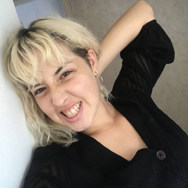 modelka s ID 0102JC3UUT p021